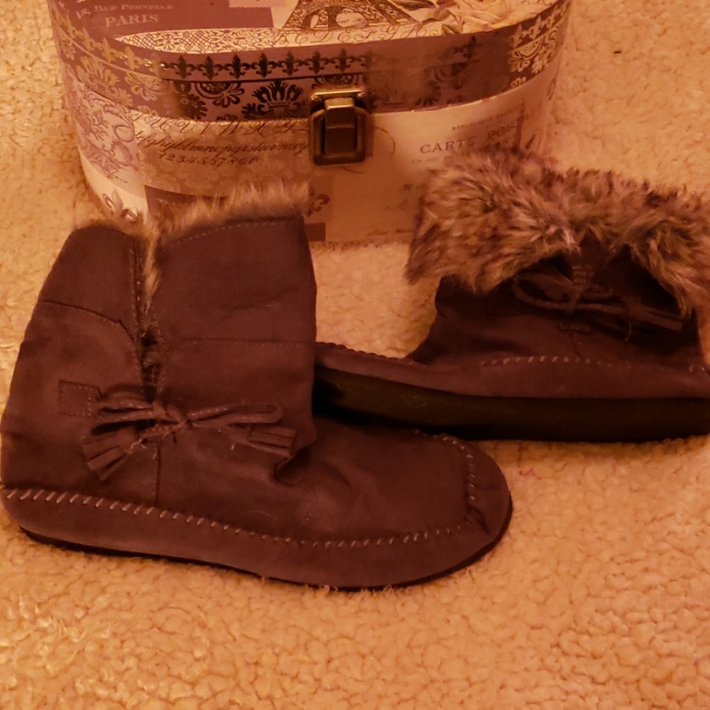 Gray, moccasin bootie